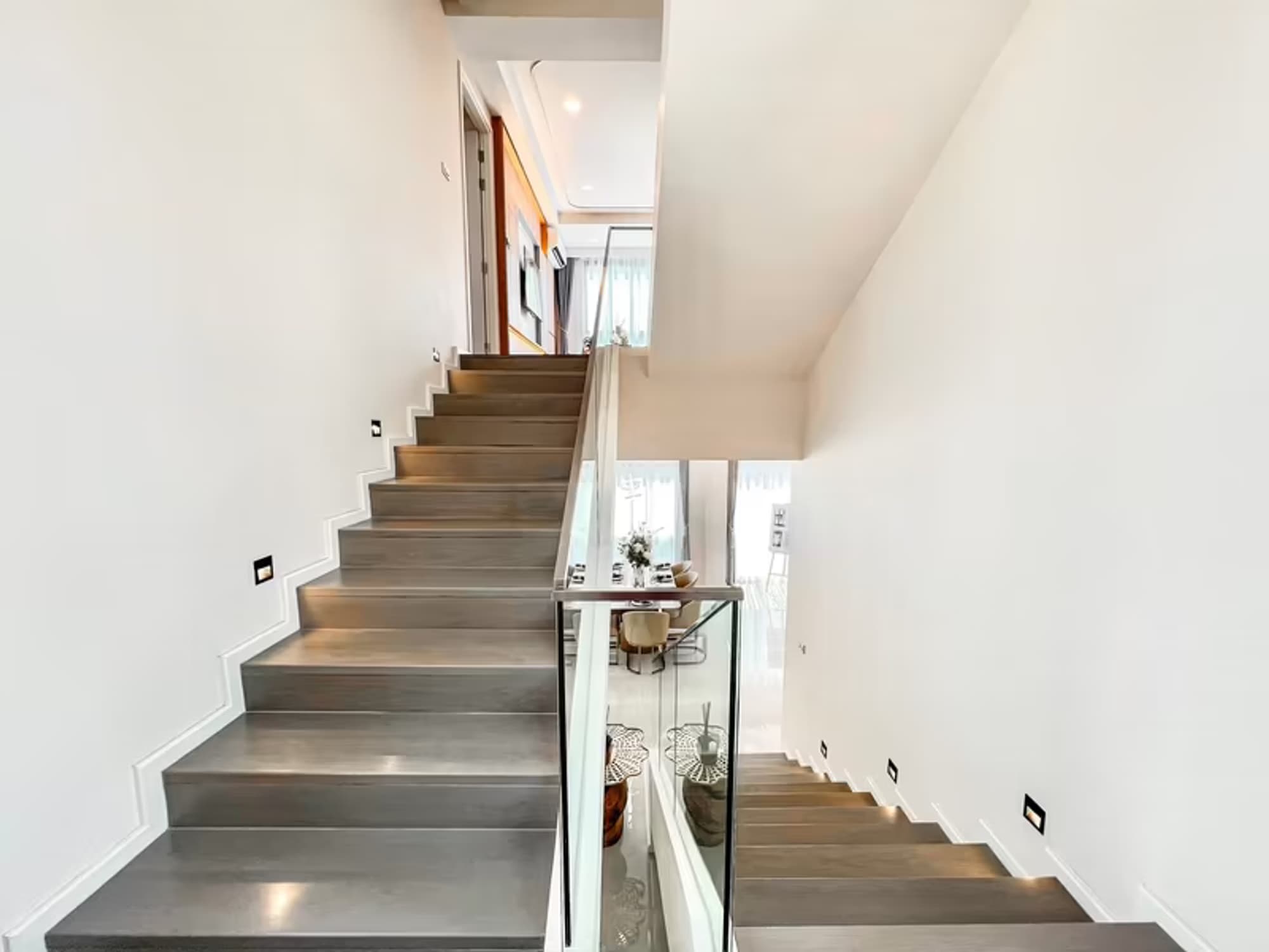 4 Bedroom House - Image 17