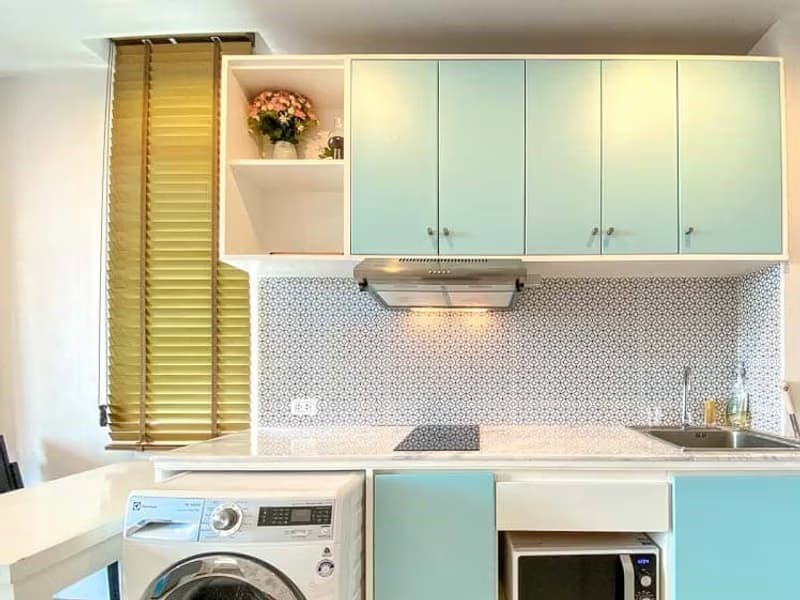 1 Bedroom Condo