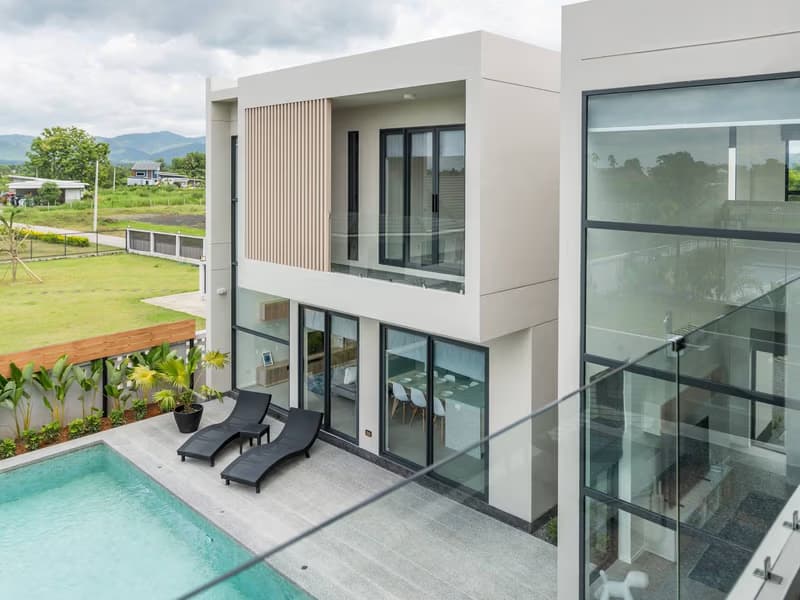 5 Bed House for Sale in San Pa Tong