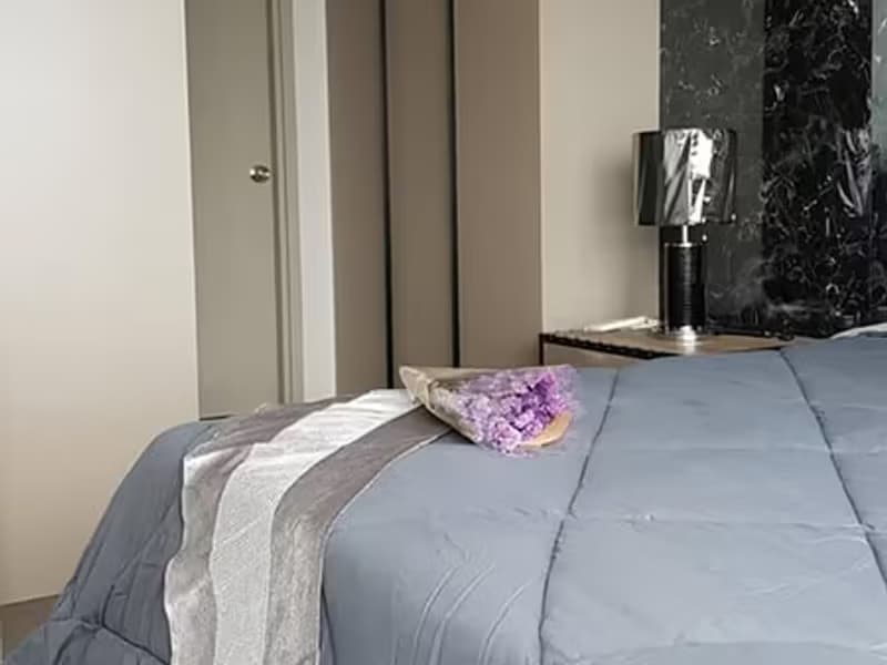 1 Bedroom Condo