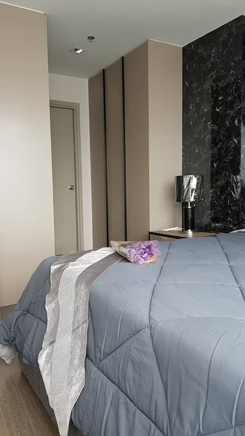 1 Bedroom Condo - Image 2