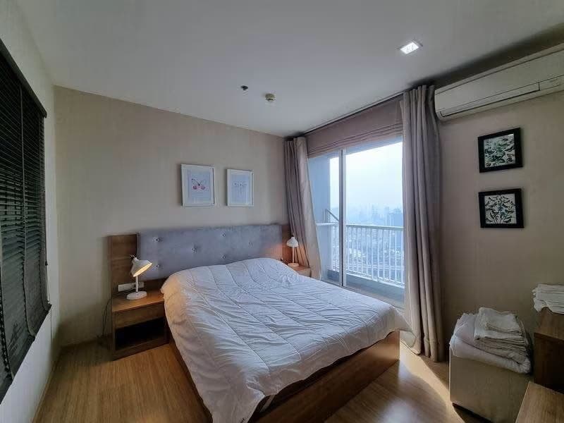 1 Bedroom Condo