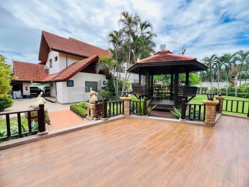 5 Bed House for Sale in Hang Dong