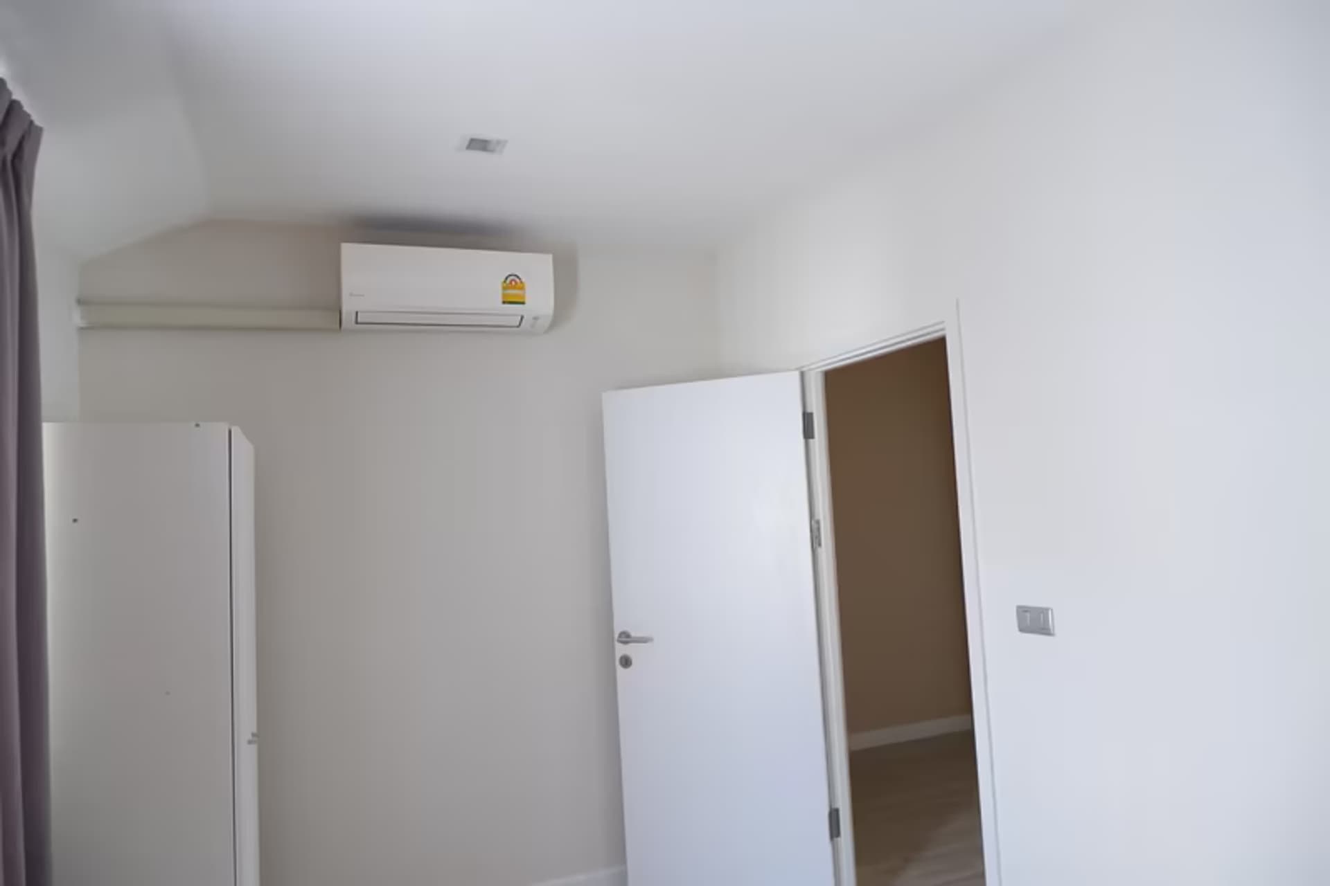 4 Bedroom House - Image 44