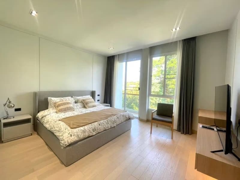 4 Bed House for Rent and Sale in Hang Dong District