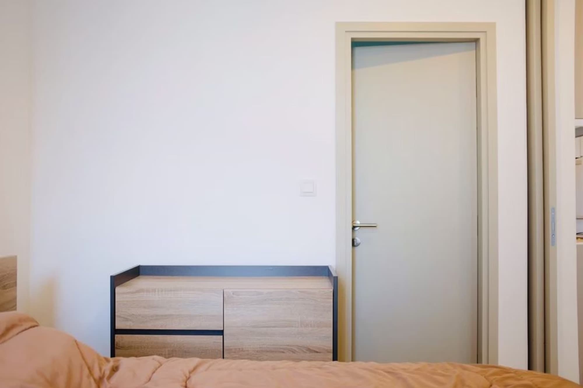 null Bed Condo for Sale  Near Sala Daeng BTS - Image 8