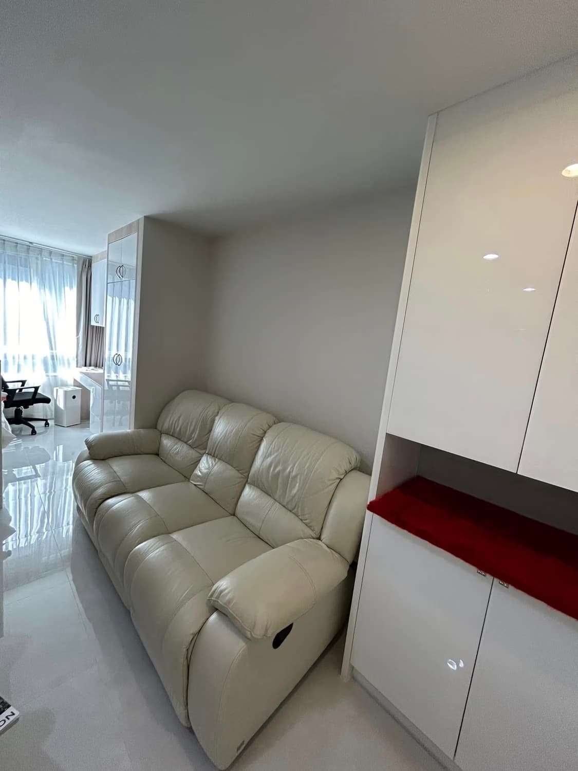  - Image 7