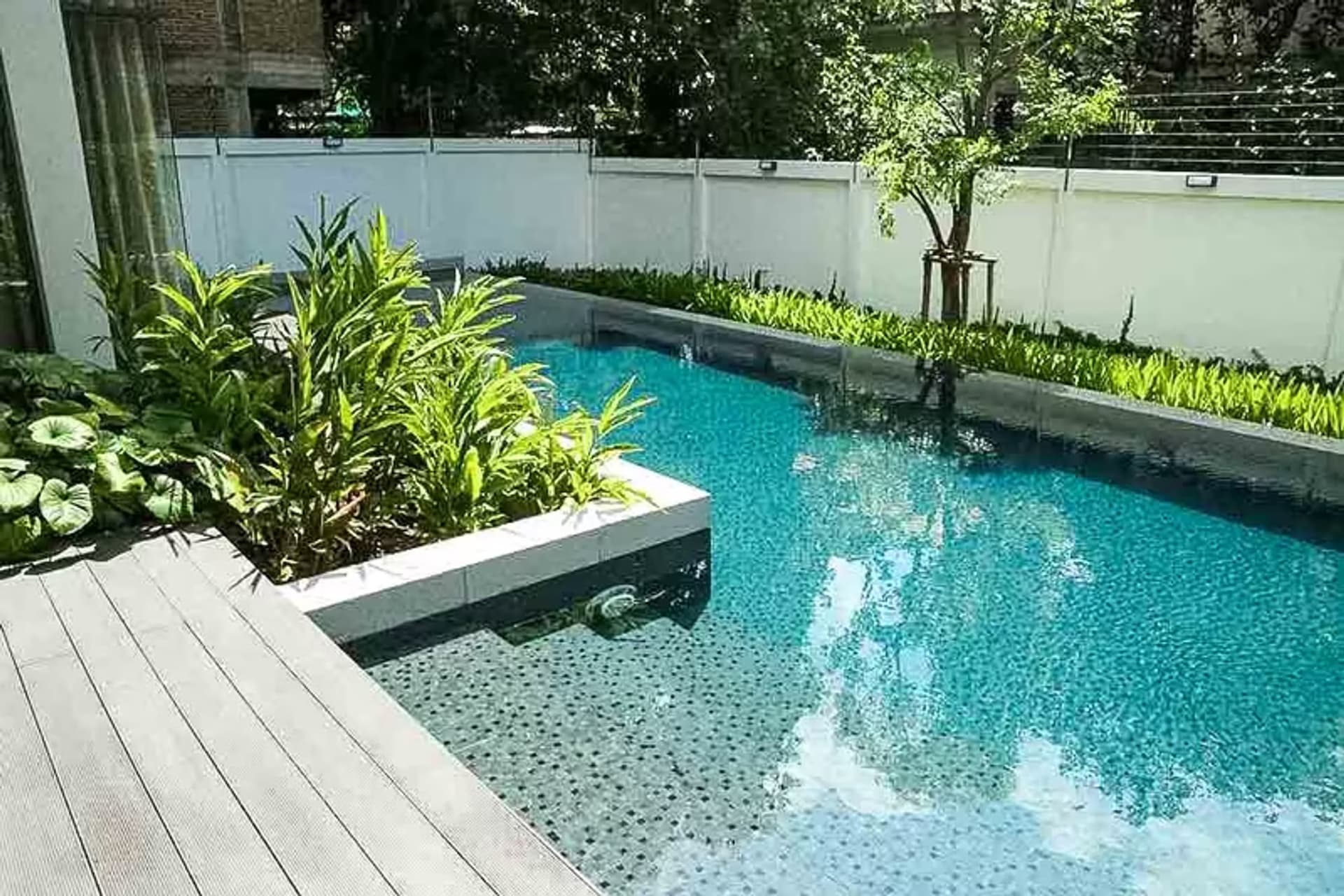 4 Bedroom House for Rent in THonglor - Image 14