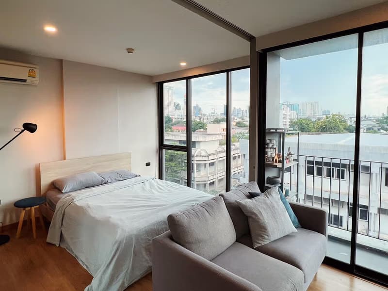 Condo for Rent at Fynn Aree Bangkok