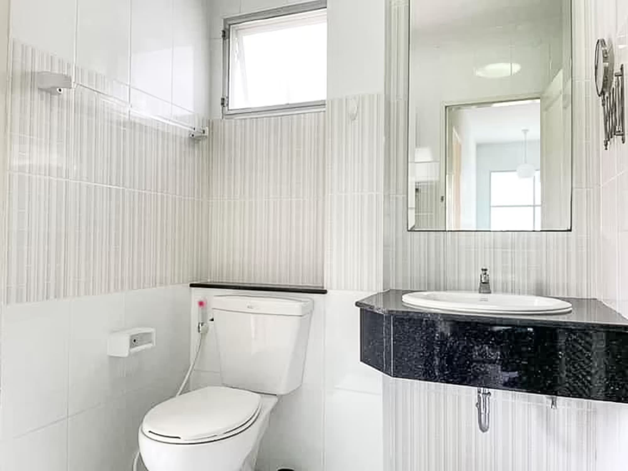  - Image 7