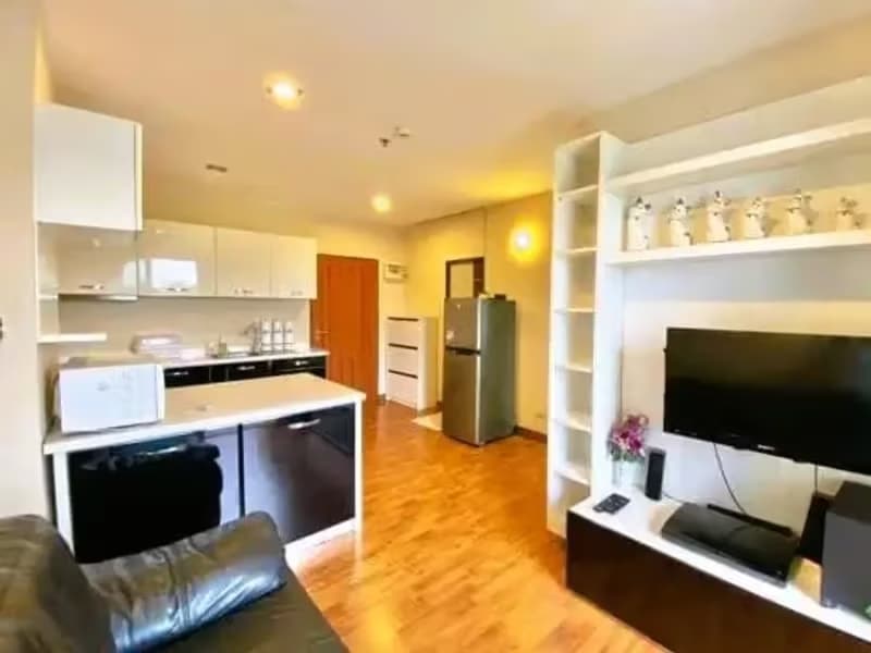 1 Bedroom Condo