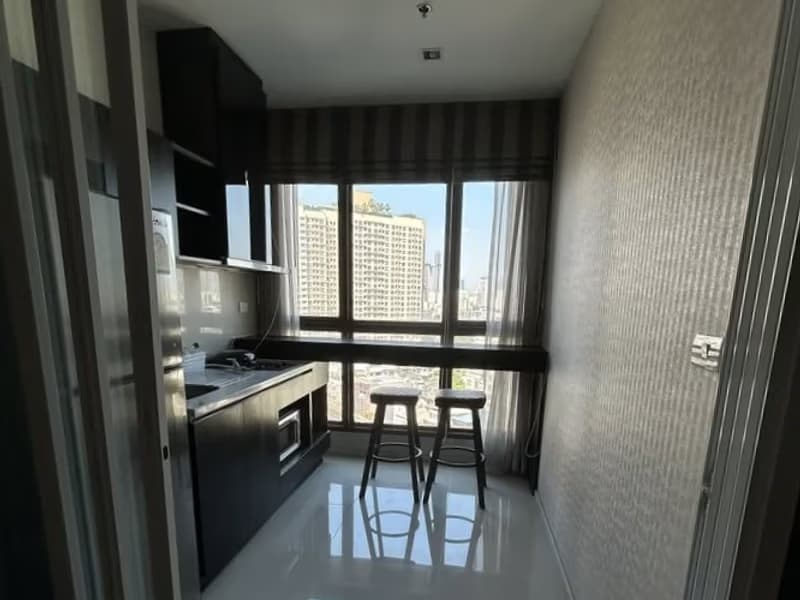1 Bed Condo for Rent in Khlong Toei