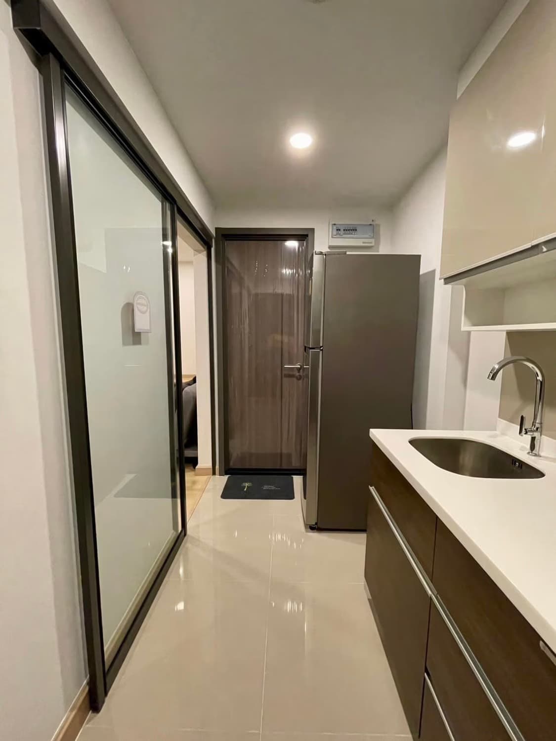 1 Bedroom Condo - Image 5