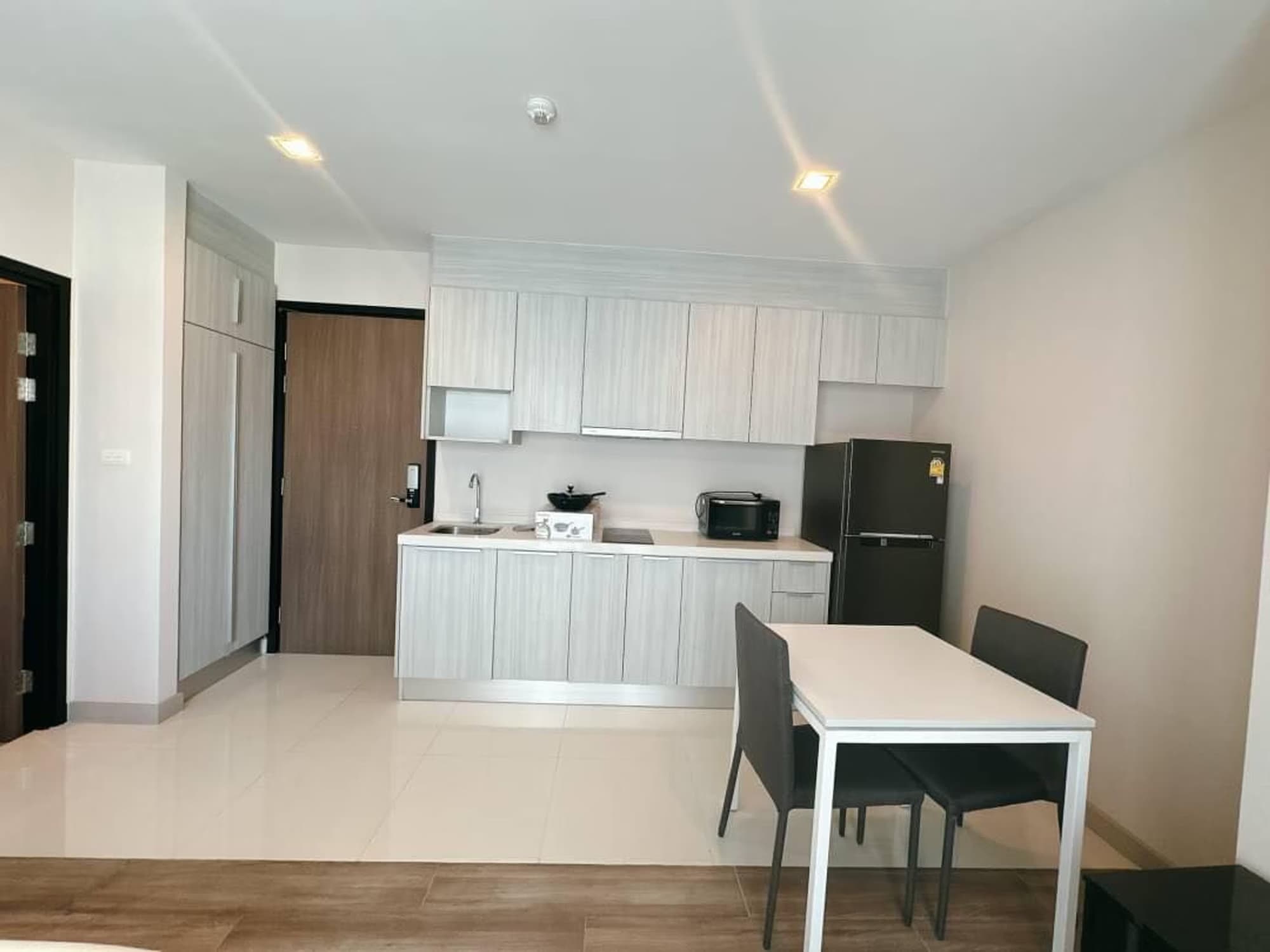 Condo for Rent at The Prio - Image 10
