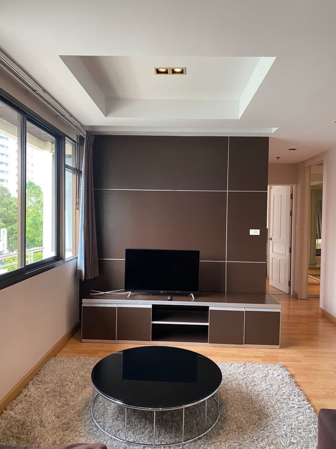 1 ห้องนอน Condo สำหรับ จำหน่าย ใน คลองเตย - Image 2