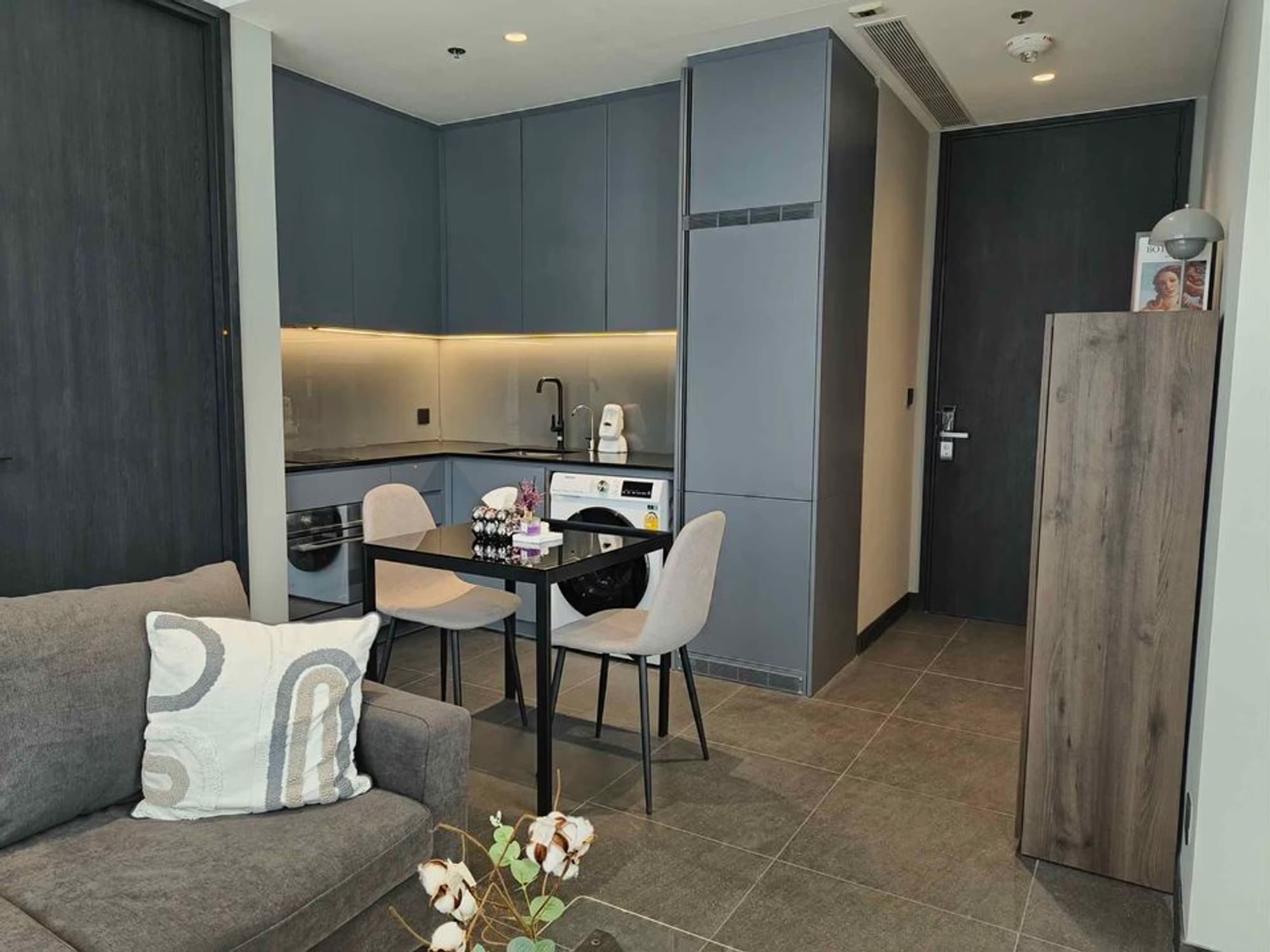 Condo for Rent at Tait 12 - Image 6