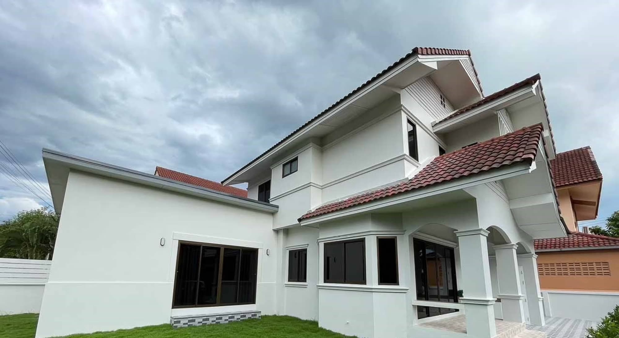 3 Bedroom House - Image 11