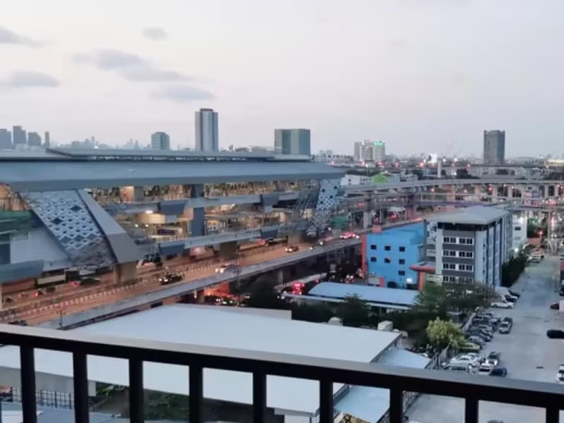 1 Bedroom Condo