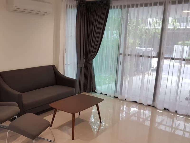 4 Bed House for Rent in Prawet