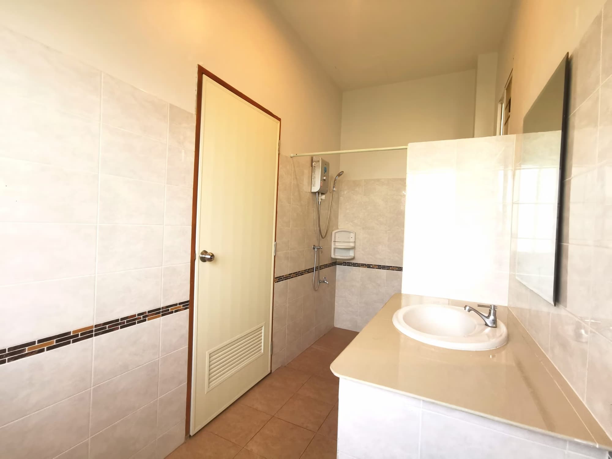 2 Bed House for Rent in Mueang Chiang Mai - Image 23