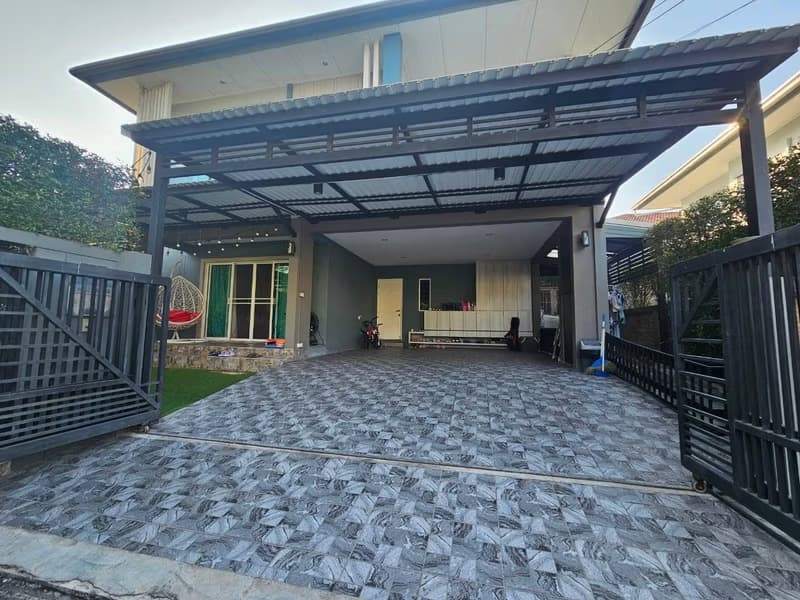 3 Bed House for Sale in Saphan Sung