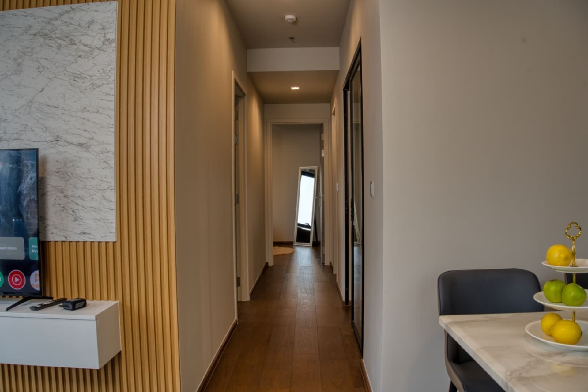 2 Bed Condo for Rent in Khlong Toei - Image 13