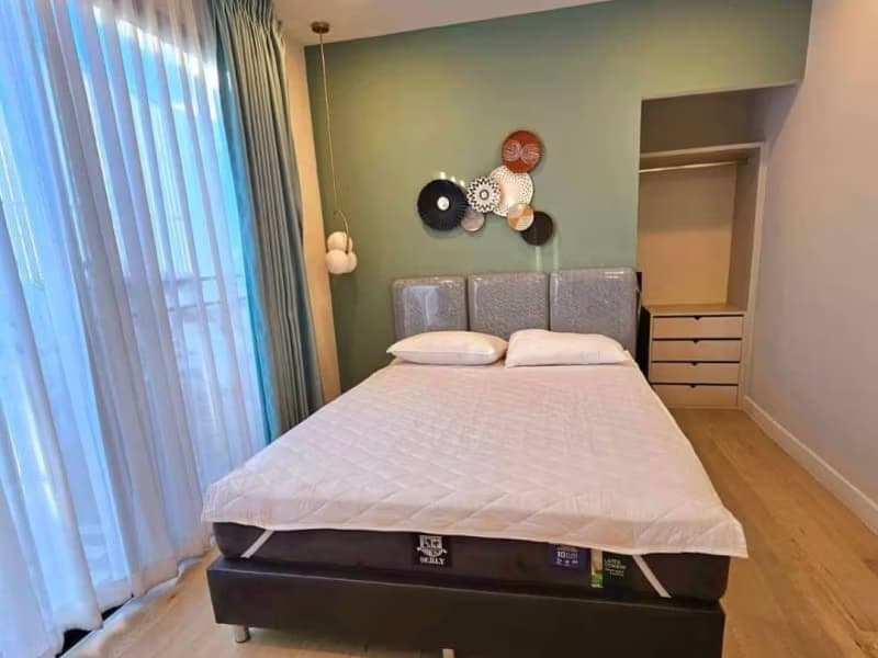 5 Bed House for Rent in San Sai District