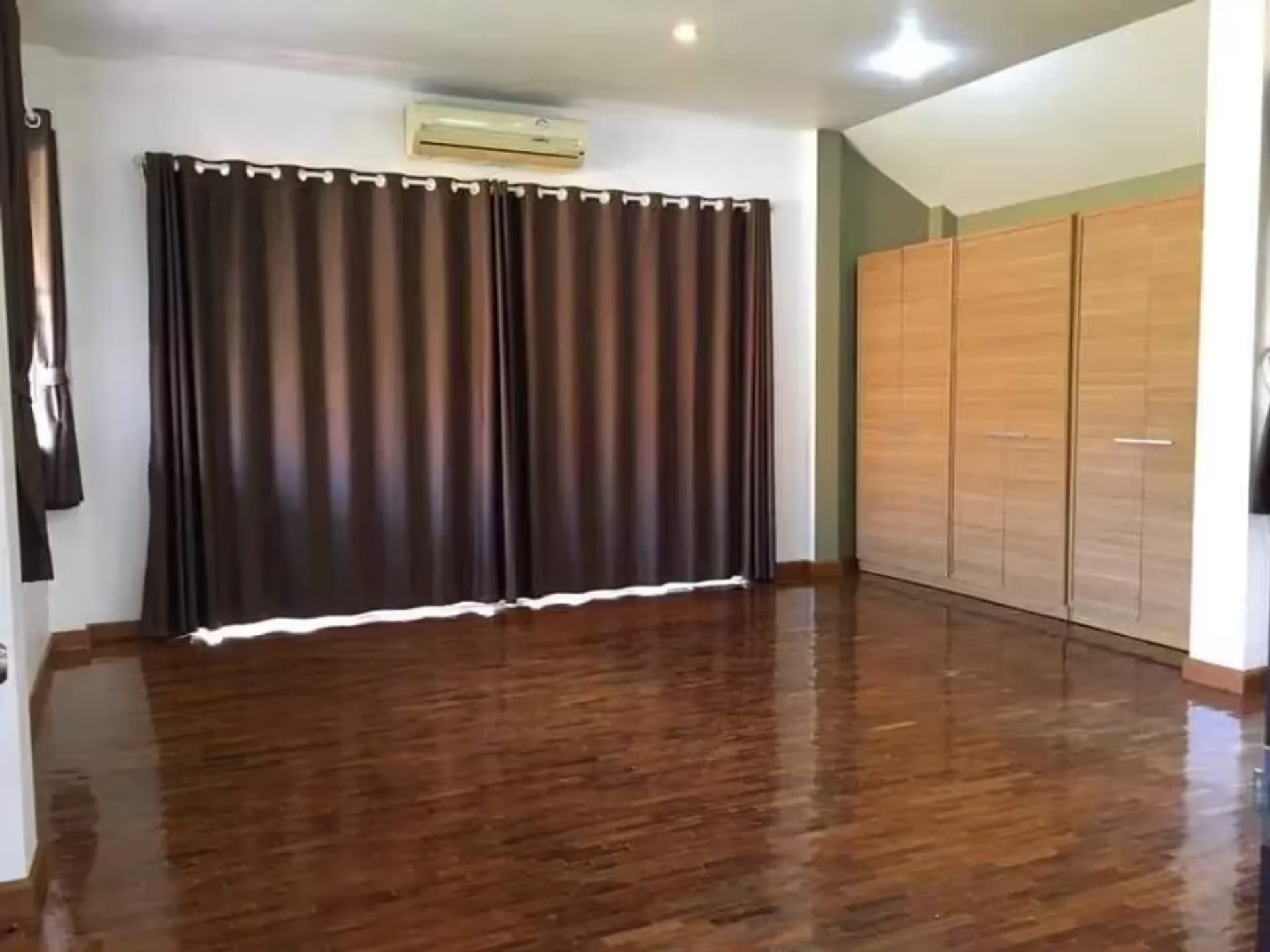 3 Bedroom House - Image 7
