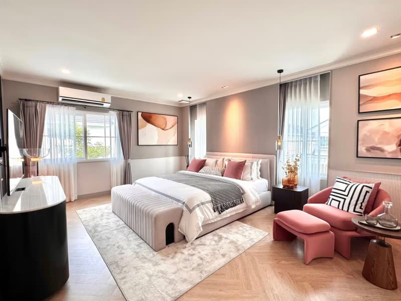 4 Bed House for Rent in Bang Phli