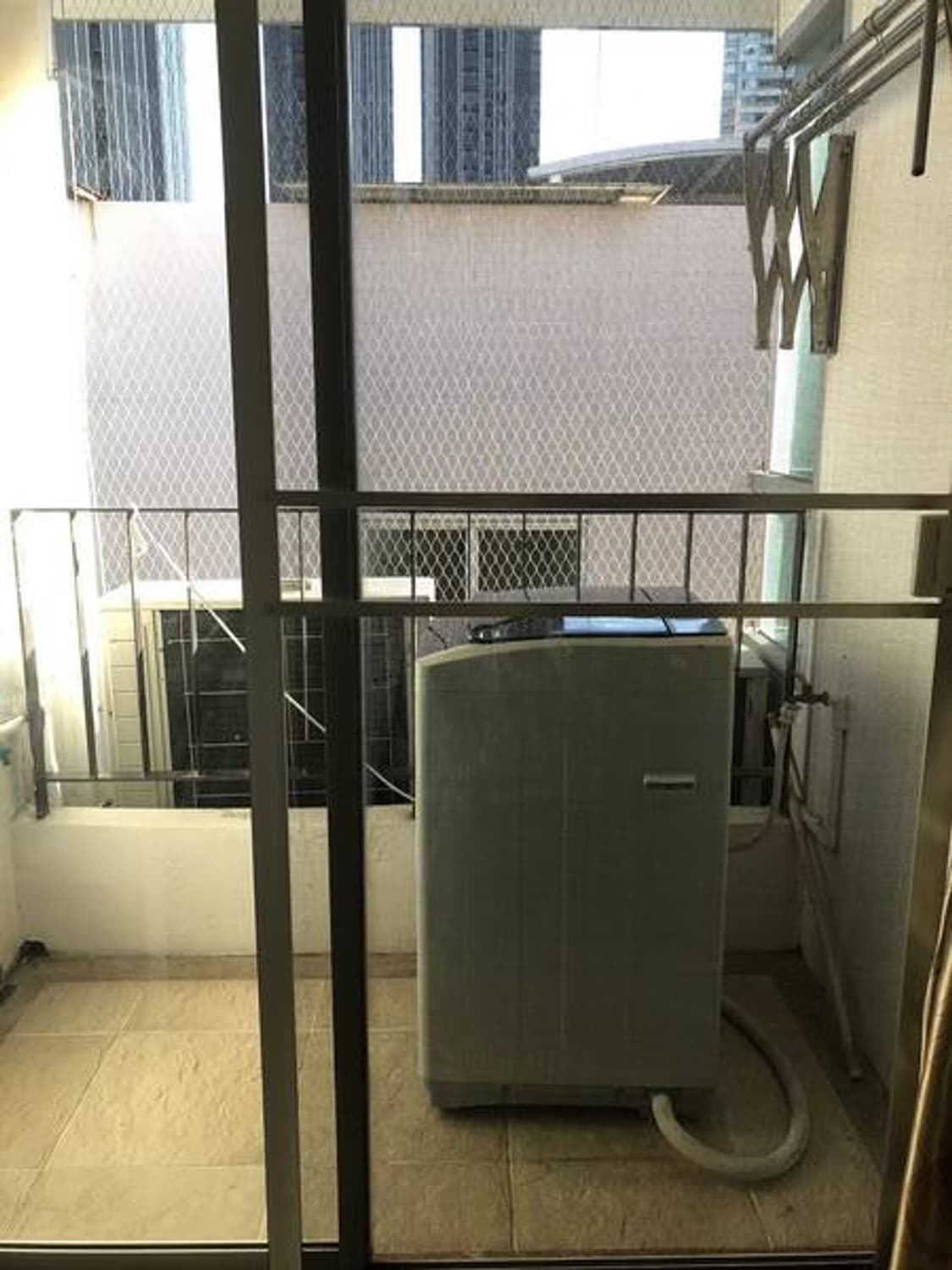  - Image 9