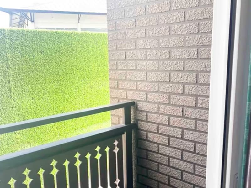 1 Bedroom Condo
