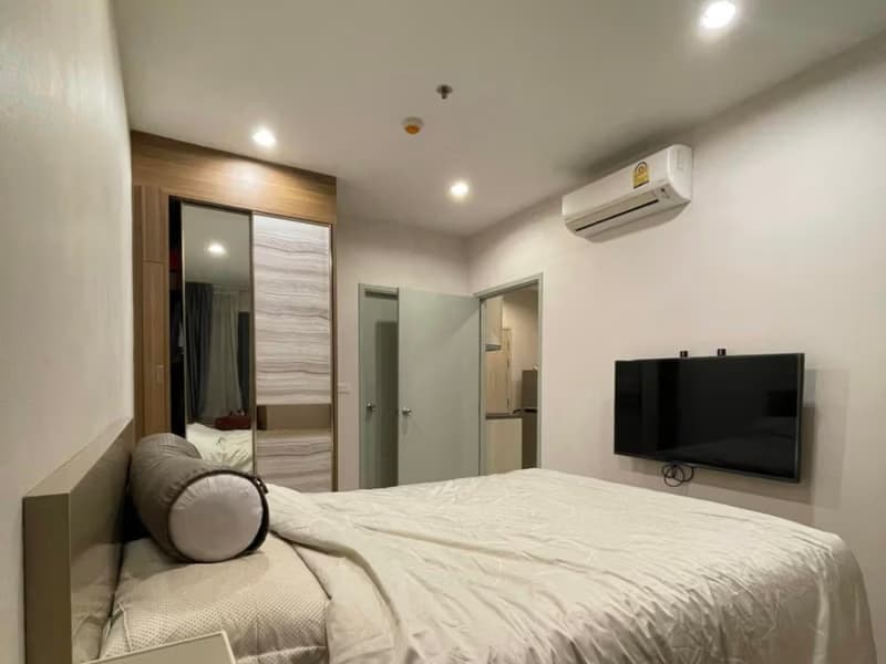 1 Bedroom Condo