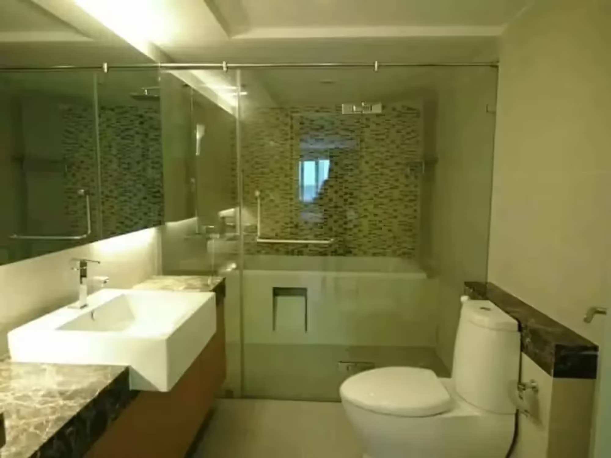 3 Bedroom Condo - Image 6