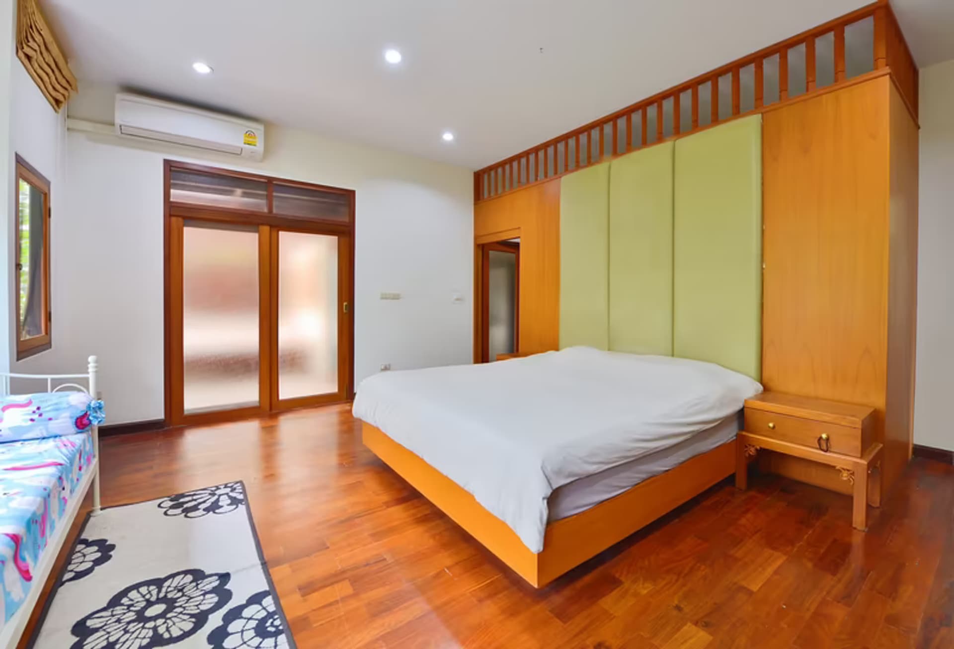 Lanna Contemporary Pool Villa - Image 8