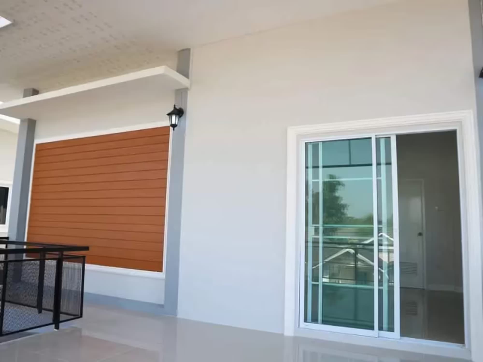 4 Bedroom House - Image 6