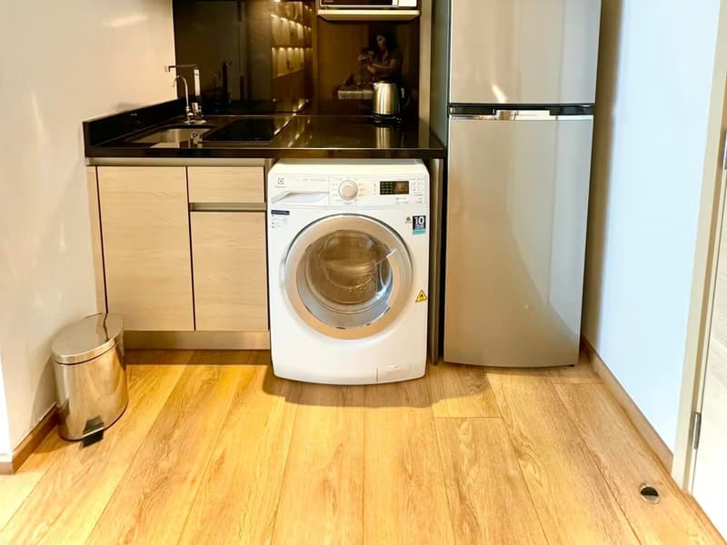 2 Bed Condo for Rent and Sale in Khlong Toei