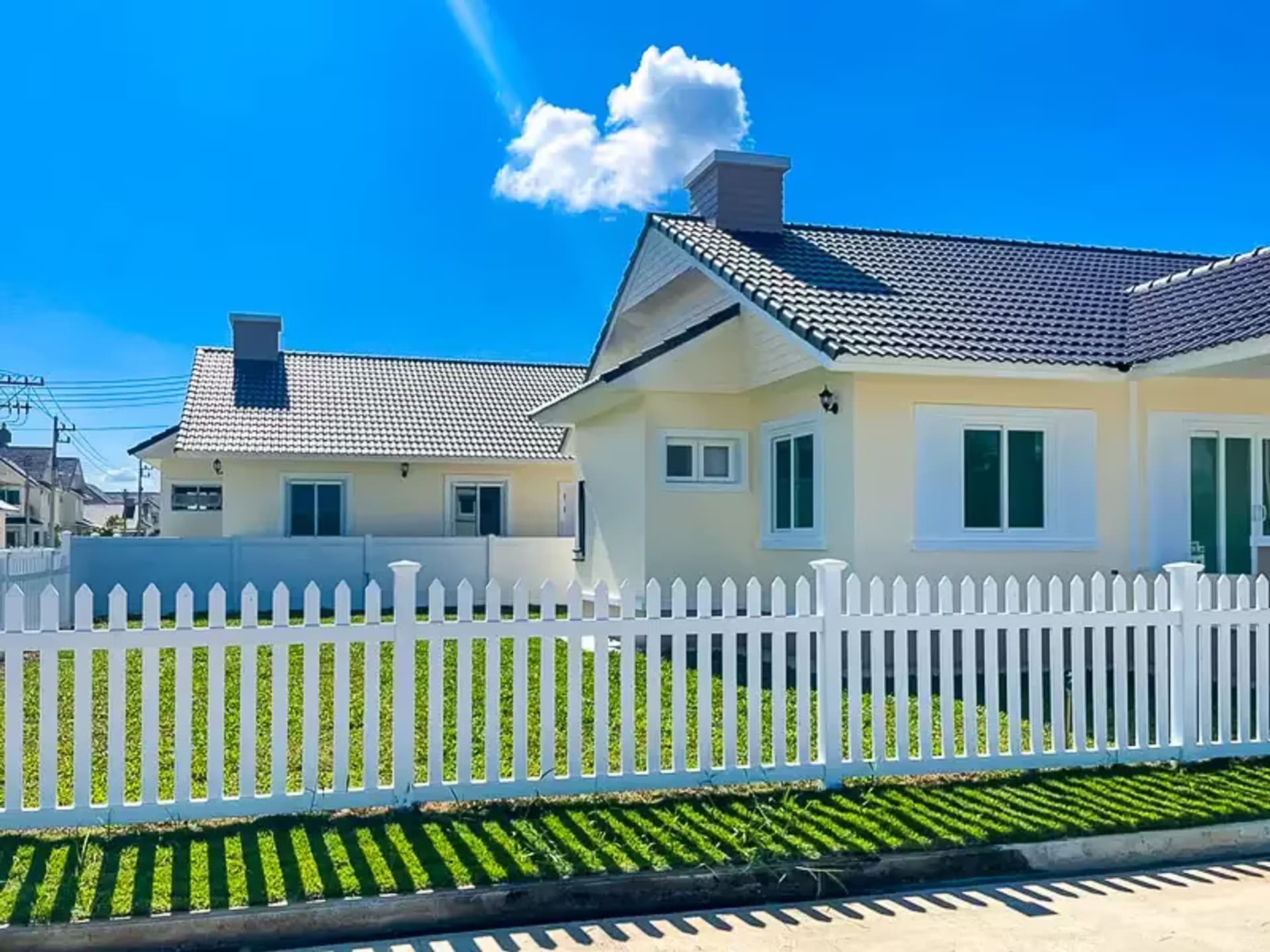 3 Bedroom House - Image 4