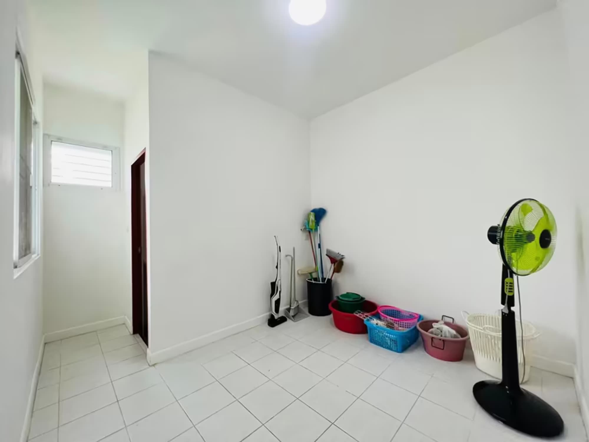 4 Bedroom House - Image 38