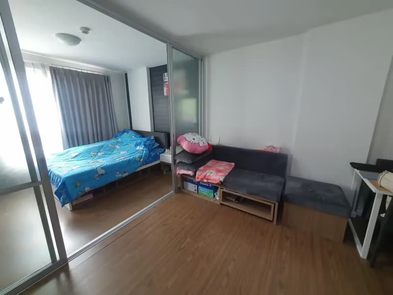 1 Bedroom Condo