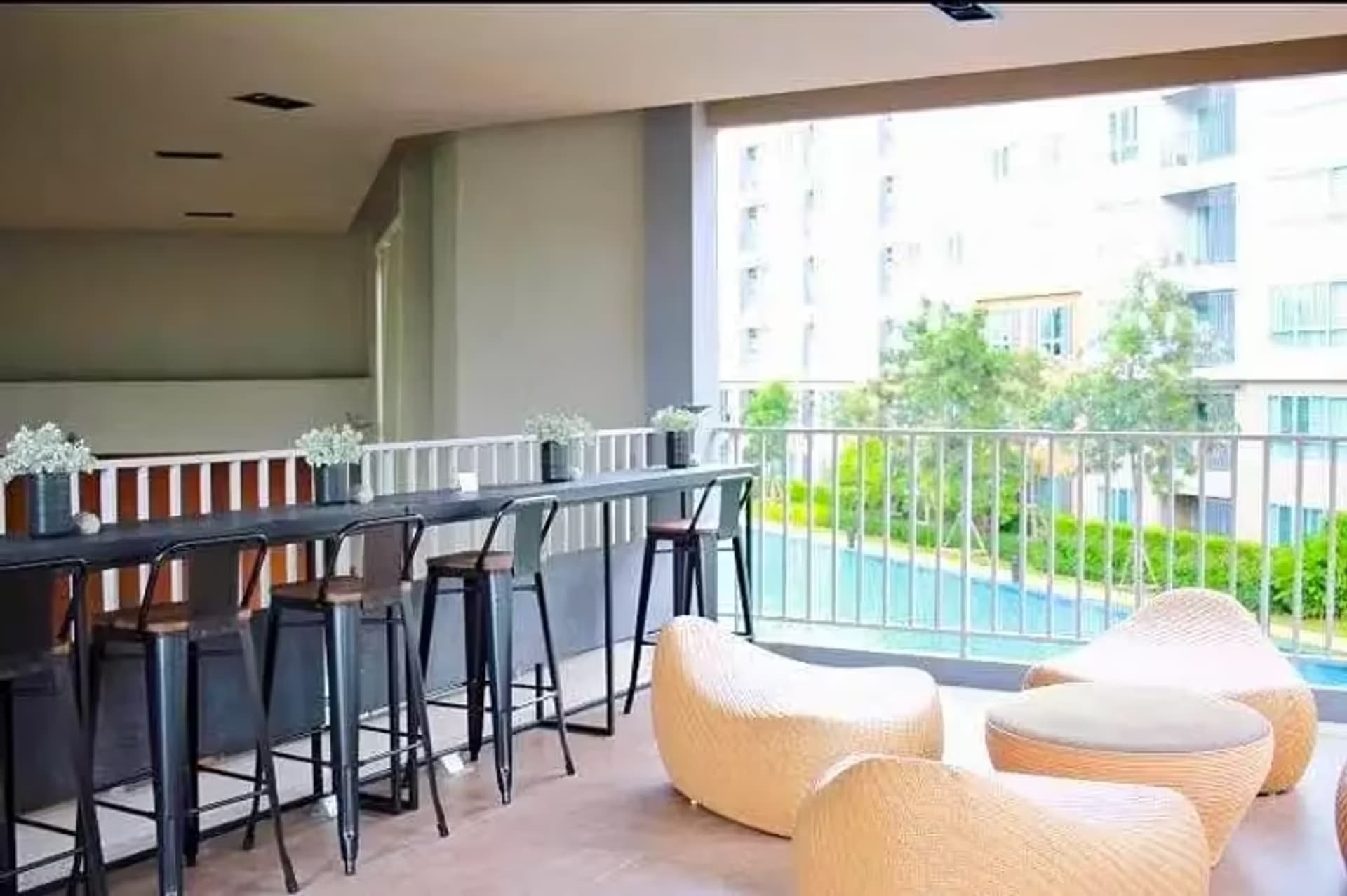 1 Bedroom Condo - Image 4