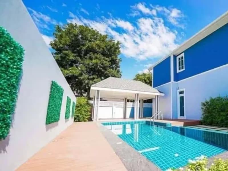 4 Bedroom House