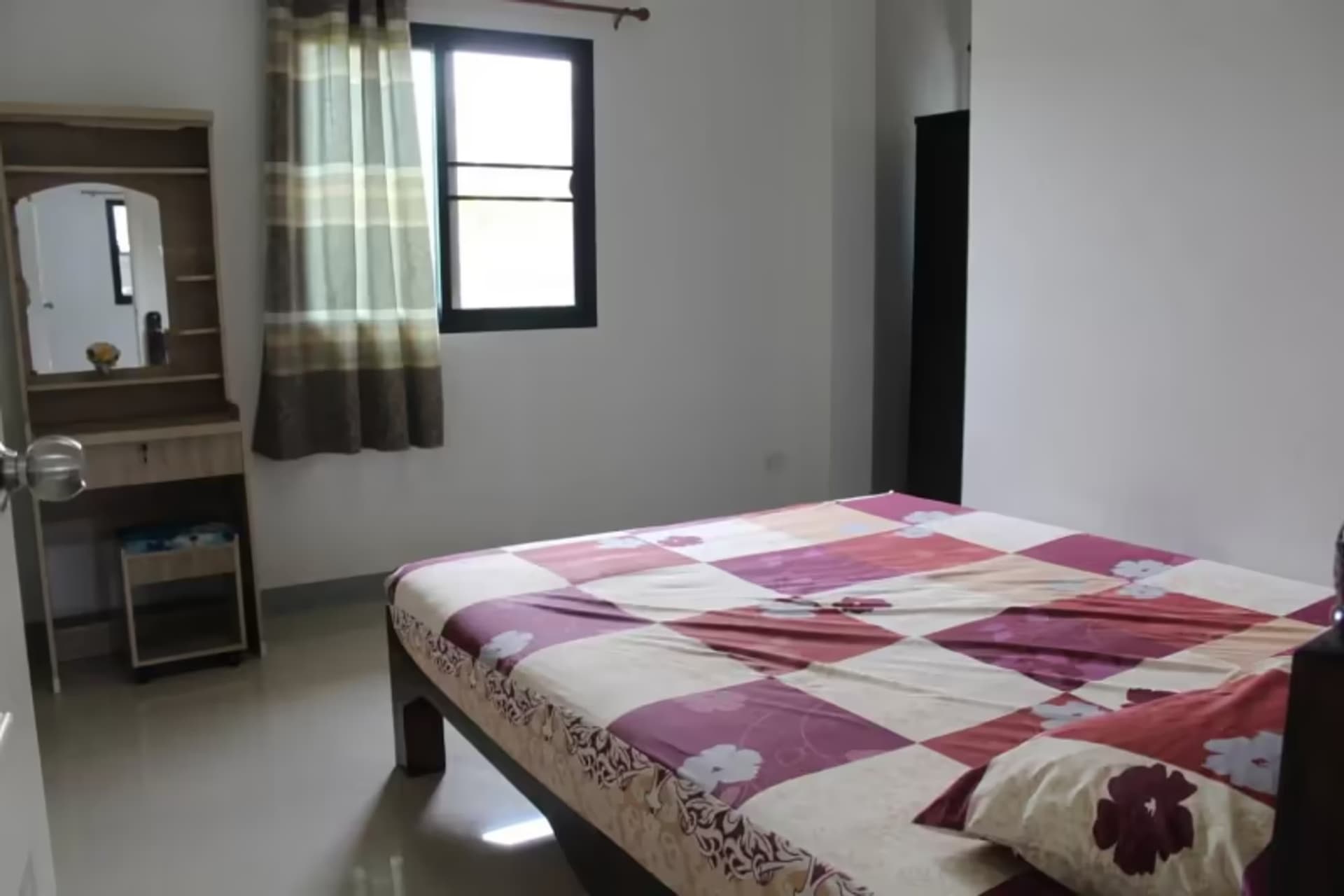 3 Bedroom House - Image 4