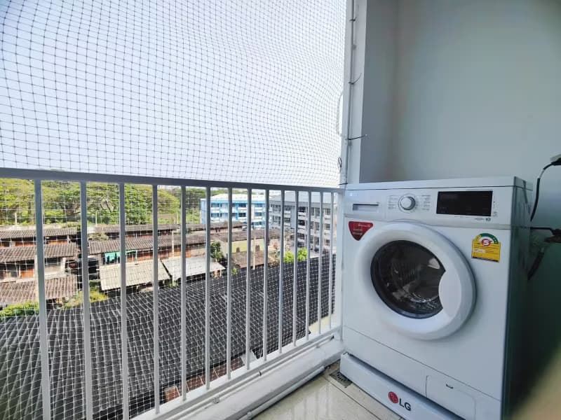 1 Bedroom Condo