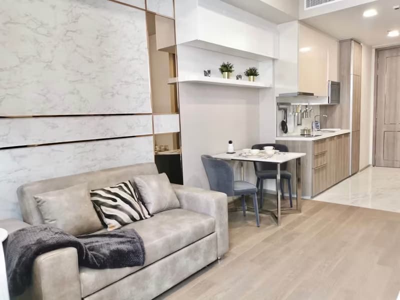 Condo for Rent at CELES ASOK