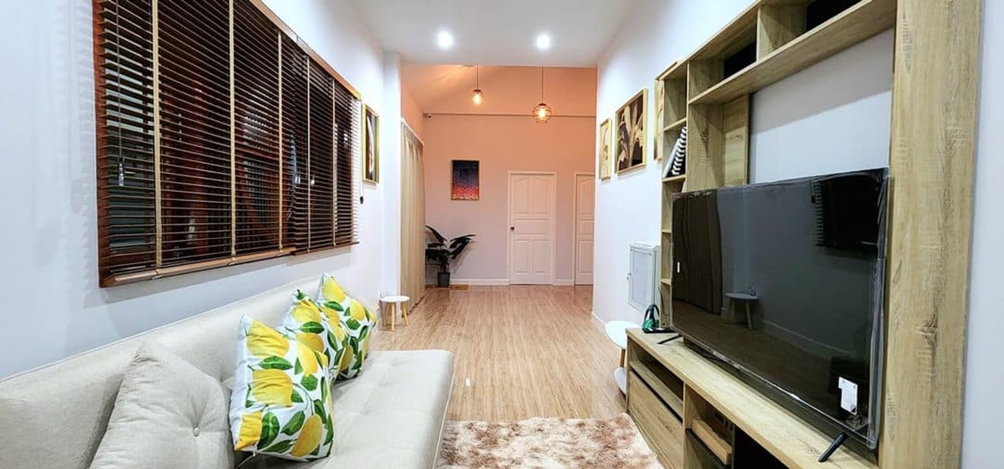 3 Bed House for Rent in Hang Dong - Image 2