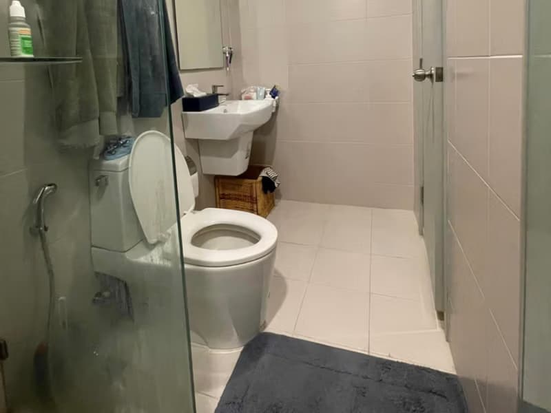 1 Bedroom Condo