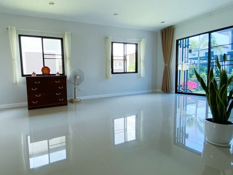 4 Bed House for Sale in Hang Dong