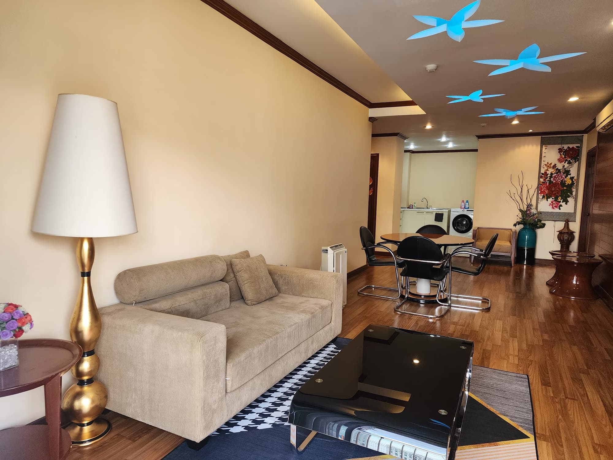 2 Bed Condo for Rent in Din Daeng - Image 1