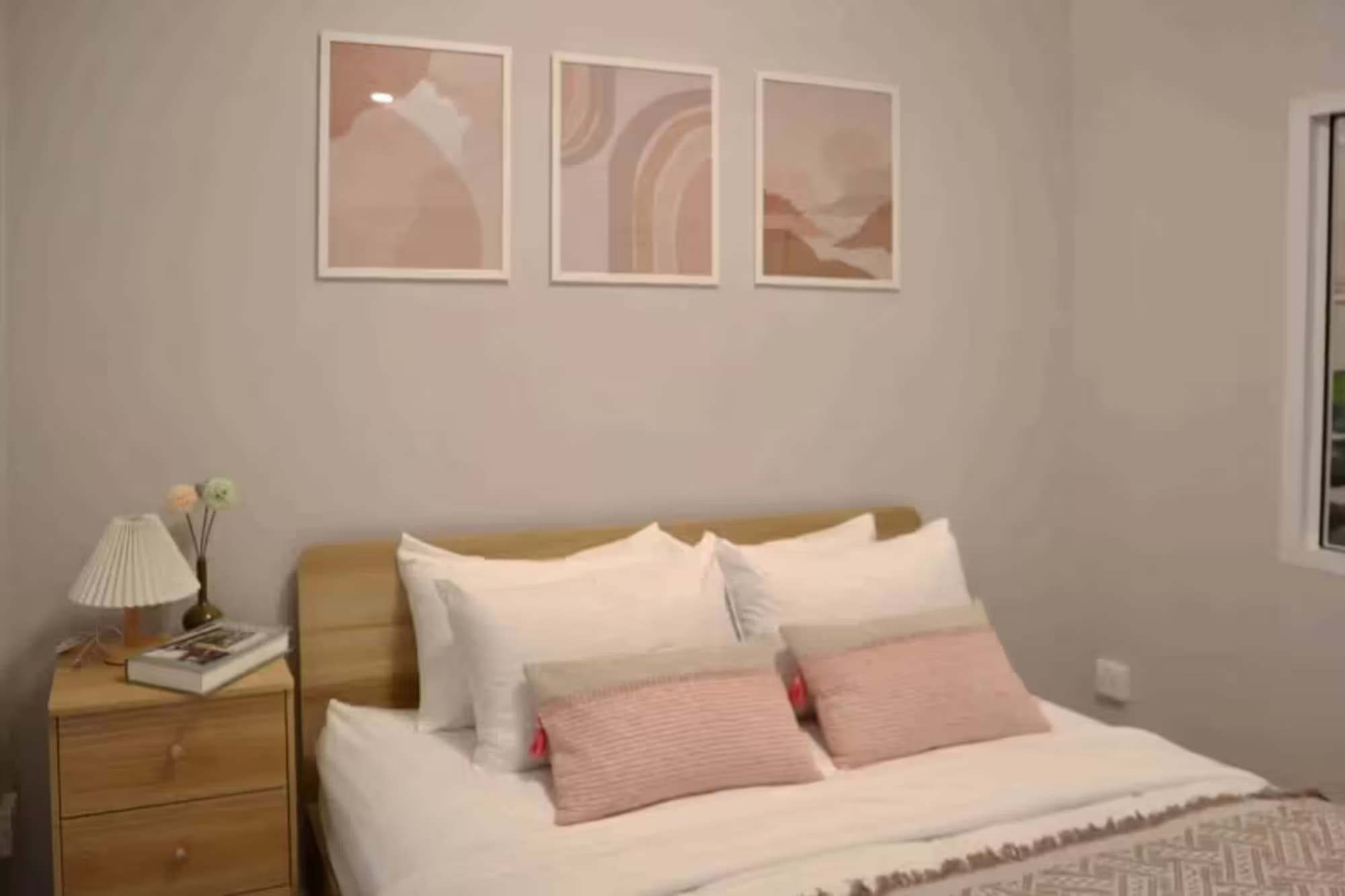 1 Bedroom Condo - Image 1