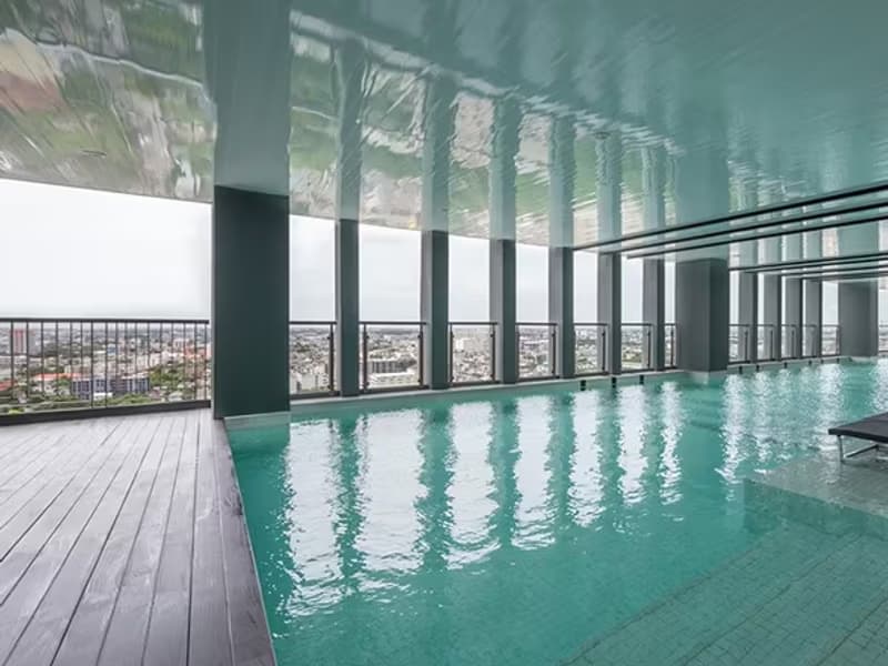 1 Bedroom Condo